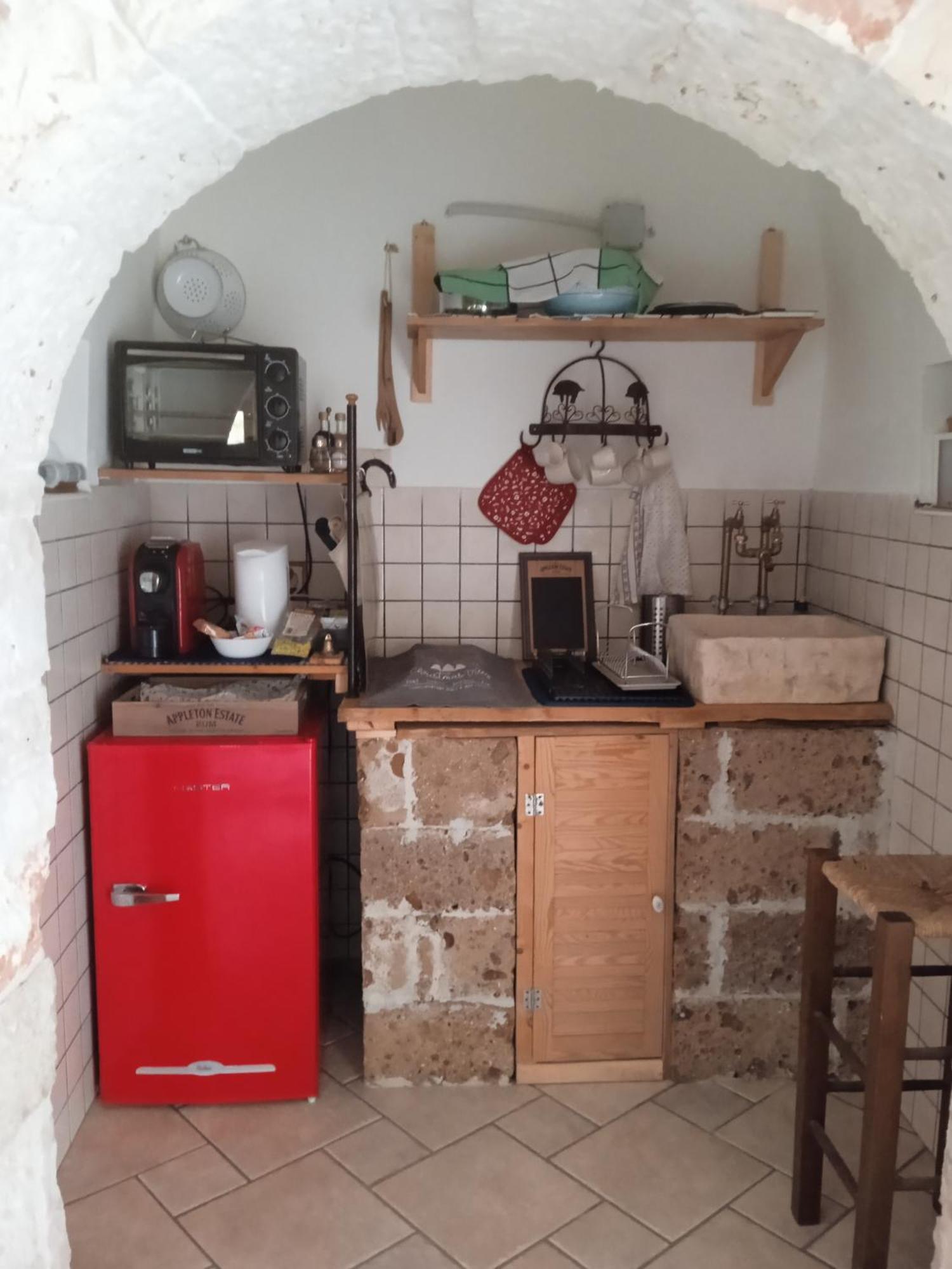 Вилла Gasphouse Кастеллана-Гротте Экстерьер фото